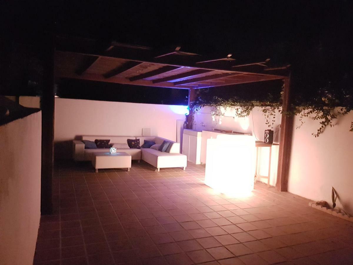 Villa Palomayor Вера Екстериор снимка